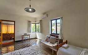 Angie'S Shared Villa Tam